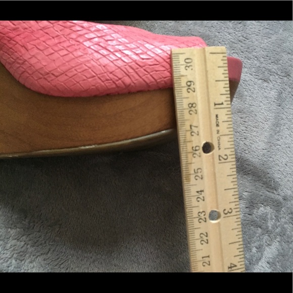 Jessica Simpson Wedge Peep Toe Sandals Size 7 - Picture 10 of 16